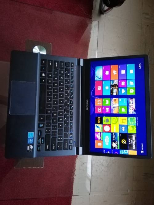 I7, 4GB RAM, 256GB SSD, SAMSUNG ATIV BOOK 9 PC