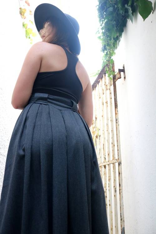 Vintage long grey high waist skirt with silwer jewelry detail