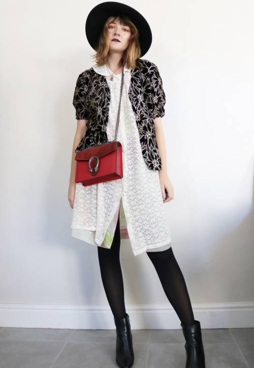 Vintage white lace dress / loose fitting dress / button up dress / size medium