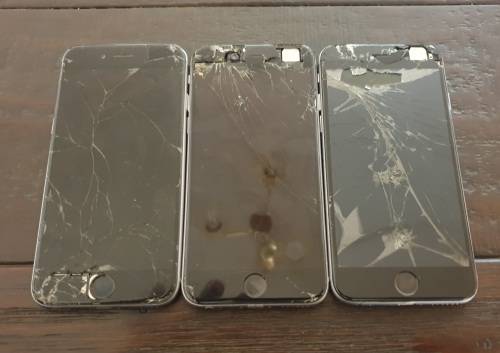 Lot of 3 Iphones 6. **Please read description.**