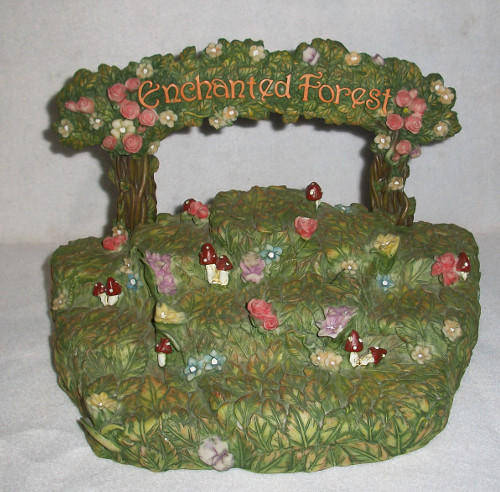 Collectable stand