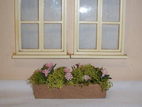 1/12 flower window box.
