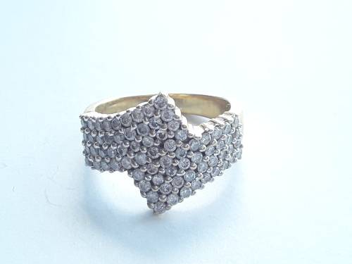 9ct yellow gold, and diamond chevron dress ring