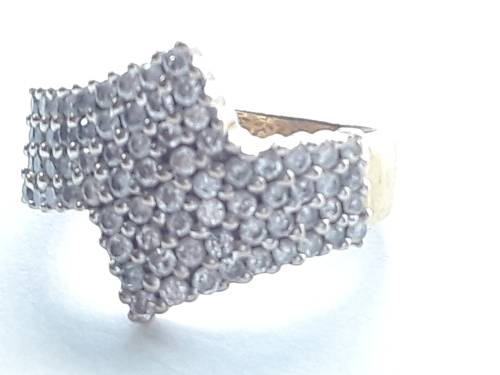 9ct yellow gold, and diamond chevron dress ring