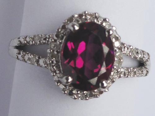 9CT WHITE GOLD RHODOLITE GARNET & DIAMOND ENGAGEMENT RING