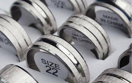 ***FROSTED STAINLESS STEEL  RING****SIZES 16.5 TO 20.5MM