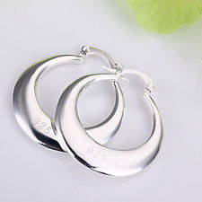 Bargain !!! 925 Silver Round Earings