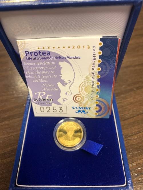 2013 Gold Protea 1/10oz Nelson Mandela-Life of a Legend
