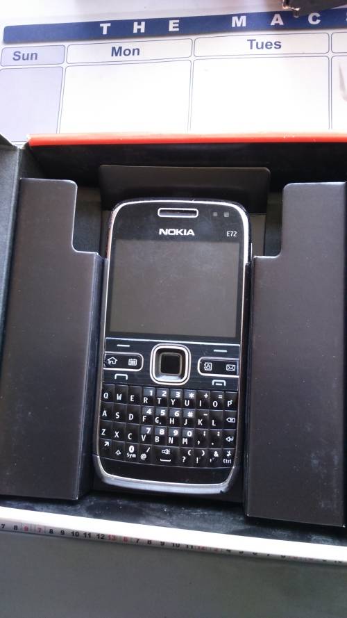 Nokia E72