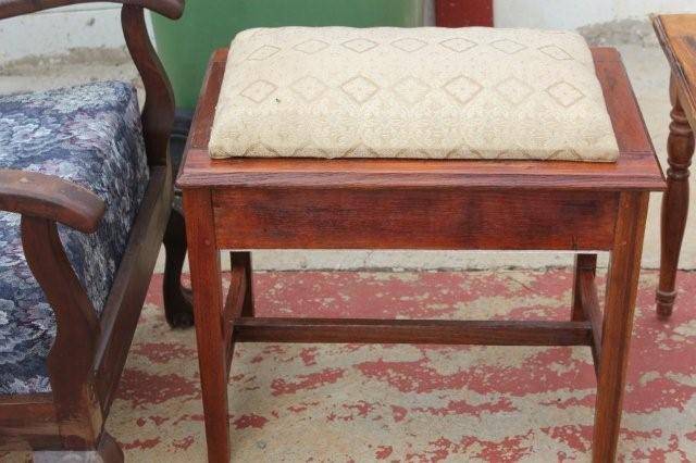 Piano Chair