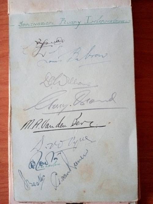 1937,9 original autographs of Springbok touring squad to New Zealand
