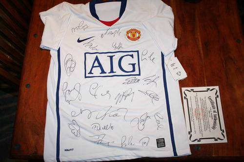 Manchester United Signed Shirt 08/09 Away with COA
