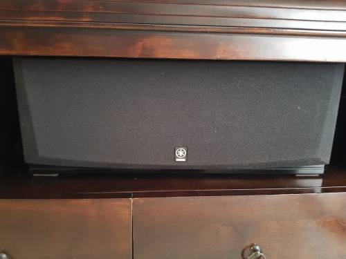 Yamaha Speaker Set (2x NS-777, 4 x NS-333, 1x NS-C444, 1x YST-SW515)
