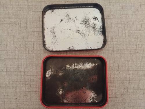Elastoplast tin