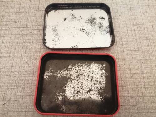 Elastoplast tin
