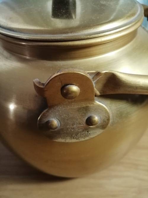 Brass kettle from Korea, stunning decor
