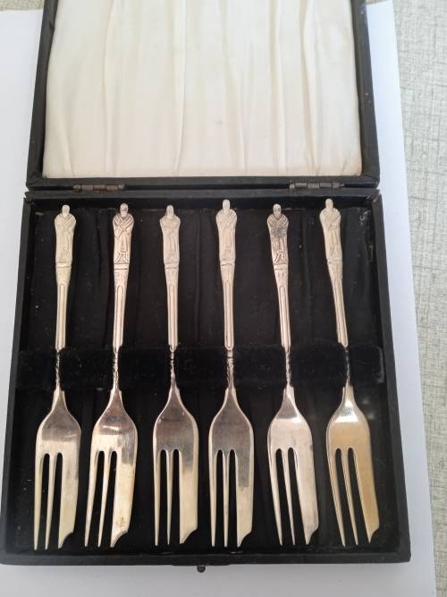 Apostle cake forks