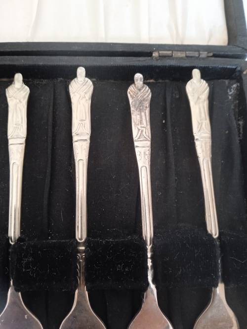 Apostle cake forks