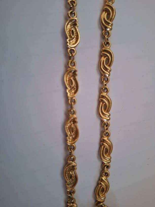 Pretty necklace