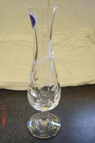 ROYAL DOUTON FINEST CRYSTAL VASE
