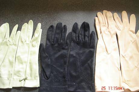 3 PAIRS VINTAGE GLOVES