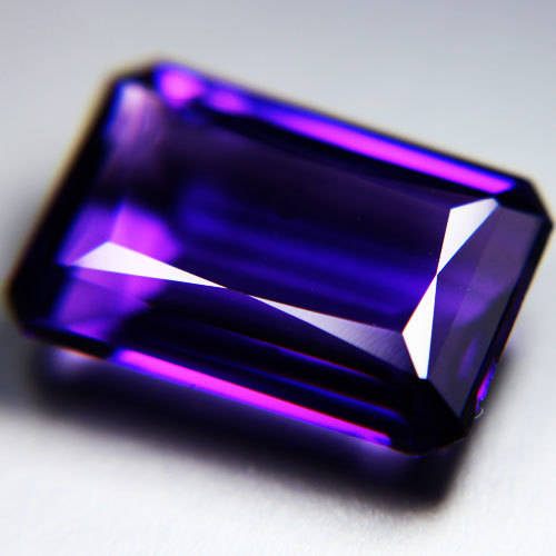 AMETHYST~14.00ct.RAVISHING DEEP PURPLE LAB CREATED AMETHYST