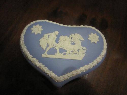 Wedgewood heart shaped dish