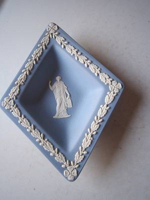 DIAMOND SHAPED WEDGEWOOD TRINKET DISH  ITEM NO 94