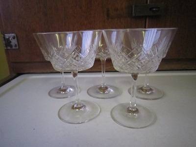 5 STUNNING CRYSTAL SHERRY GLASSES   ITEM NO 536