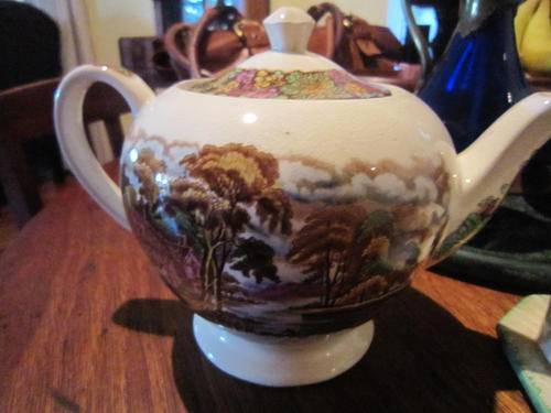 Sadler Teapot