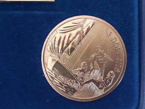 Royal Australian Mint Sydney Olympics Gold Plated Medal And Pin Set