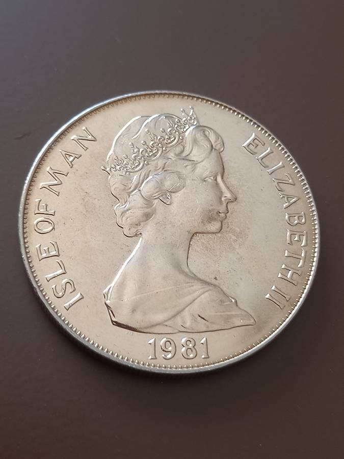 ISLE OF MAN WEDDING OF PRINCE CHARLES AND LADY DIANA 1 CROWN.