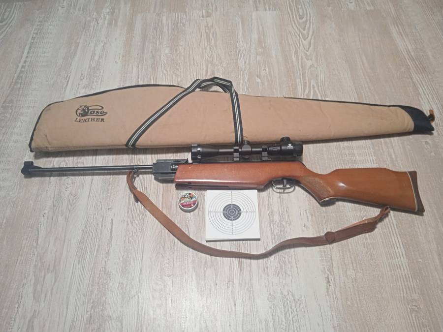 Gamo Magnum 4.5mm Pellet with bag and scope