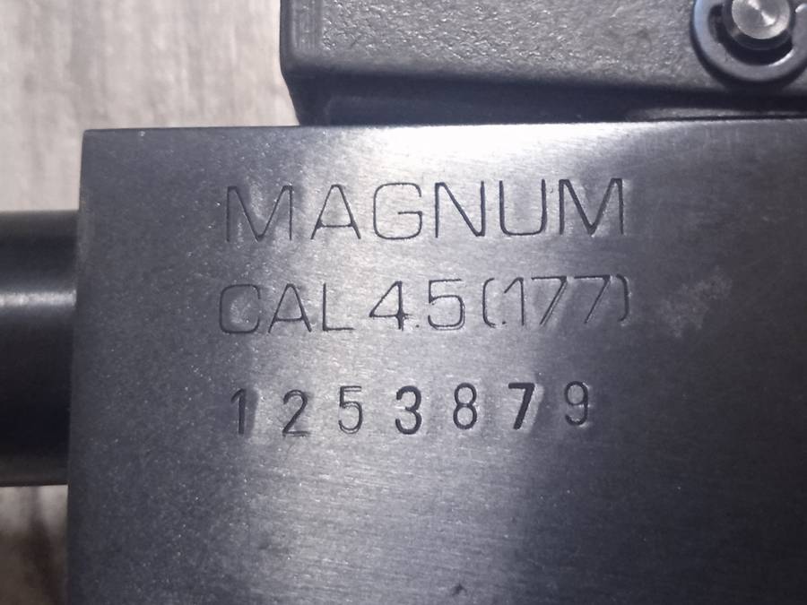 Gamo Magnum 4.5mm Pellet with bag and scope