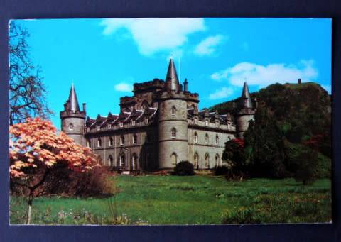 British POSTCARD - Inveraray Castle