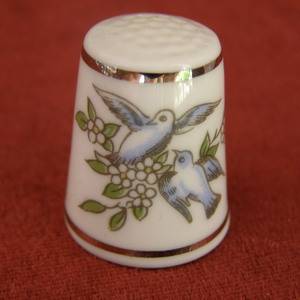 Royal Worcester THIMBLE - Doves