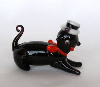 Glass Cat with a Hat