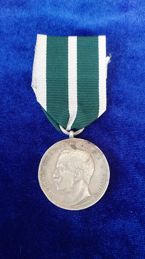 - 1908 Italy Kingdom Messina Earthquake Commemorative Medal -