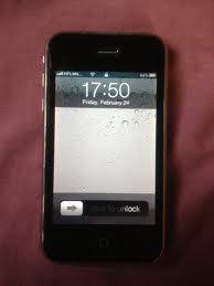 Apple Iphone 3GS 32gb, immaculate condition! WHITE Can run IOS 6! (same as iphone 4s/5!)
