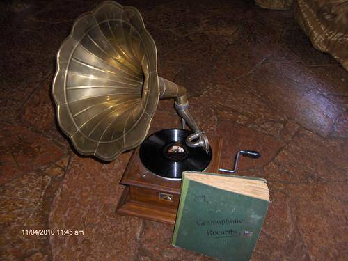 BRASS HORN HIS MASTERS VOICE GRAMOPHONE WITH RECORDS