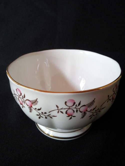 Queen Ann : 1950's : Milk jug and sugar bowl