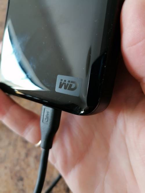 Western Digital 1tb external hard drive