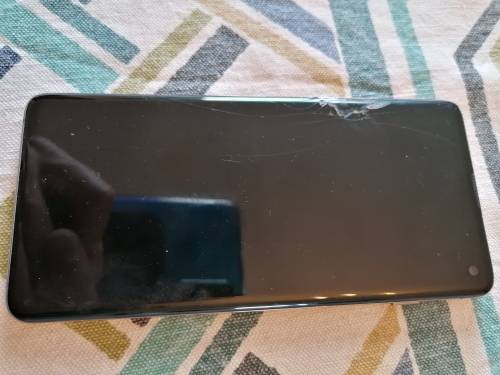 Samsung Galaxy S10 - damaged screen