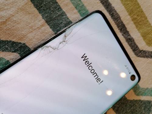 Samsung Galaxy S10 - damaged screen
