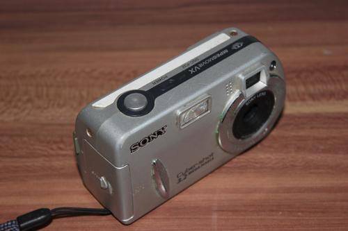 Sony Cybershot DSC-P32