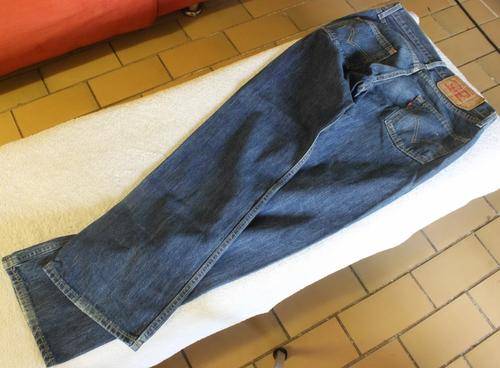 Bargain! Levis Jeans size 30! 501!