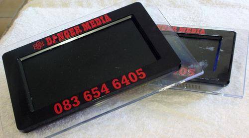 BARGAIN!!! Lot of 8 digital photo frames!!