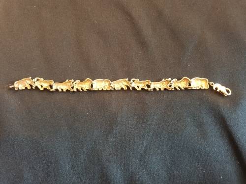 Big 5 animal bracelet solid 9ct gold