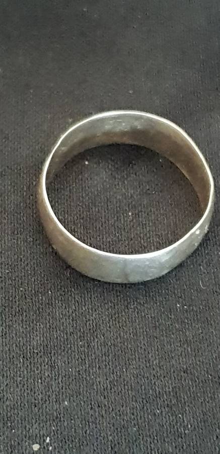 Genuine sterling silver gents ring