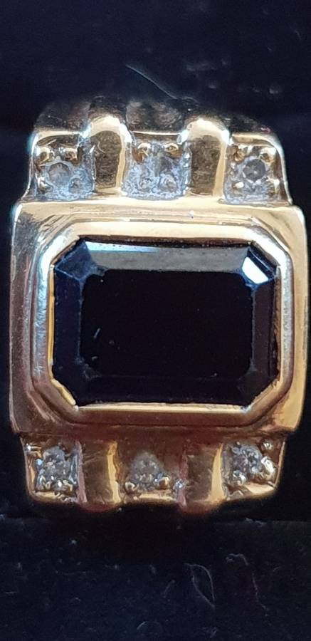 18CT GENUINE YELLOW GOLD AND SAPPHIRE AND GENUINE DIAMOND GENTS RING
